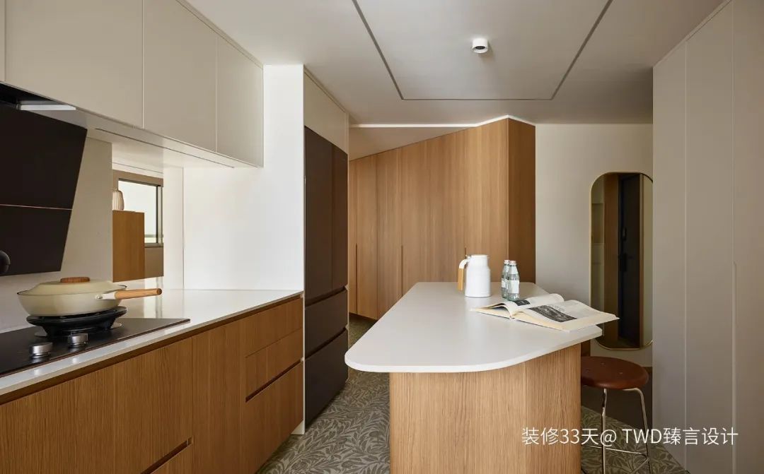 餐厨开窗洞餐桌嵌入餐边柜麻将胡了app卧室改餐厅(图3)