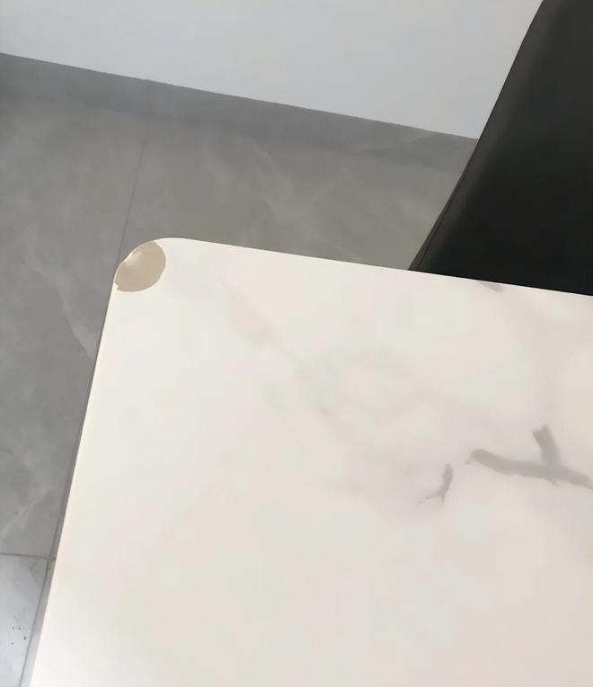 桌为例告诉你好家具的标准就这3条!PG麻将胡了买家具别凭感觉!以餐(图9) 桌为例告诉你好家具的标准就这3条!PG麻将胡了买家具别凭感觉!以餐(图9)