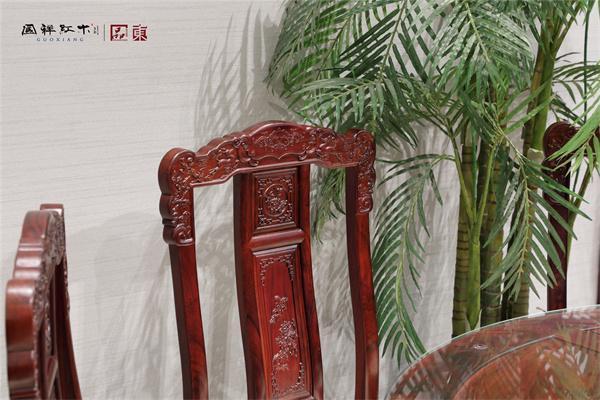 木三款经典餐桌解锁您家的核心区美学麻将胡